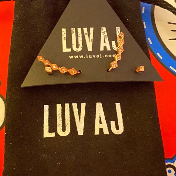 Luv AJ Brand Earrings/Ear Climbers - Gold colour - Picture 2 of 3